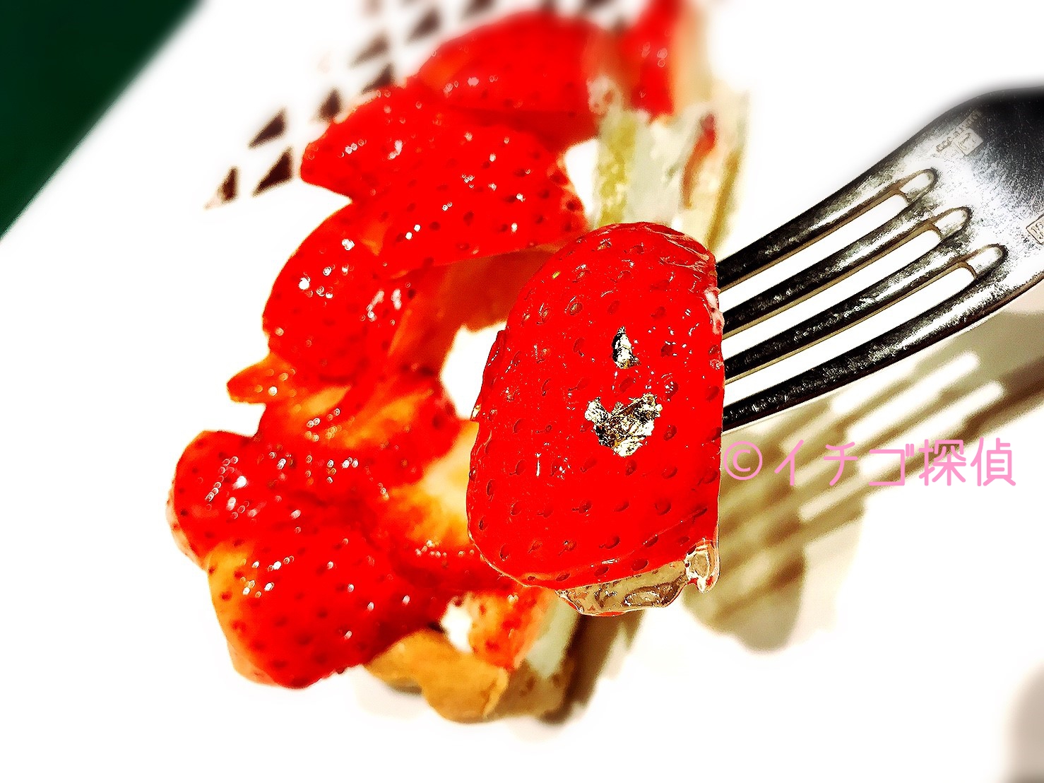イチゴ探偵｜カフェコムサのいちごコレクションで【古都華】のケーキ！新品種【紅い雫】も愛媛スイーツキャンペーンで登場中！