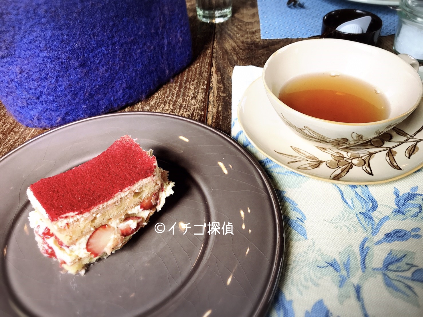 イチゴ探偵｜秩父の古民家カフェ「泰山堂cafe」で苺のティラミス！フルーツベークドチーズやウエディングという名の紅茶も！