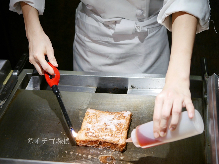 【京都タワーホテル】いちごビュッフェ『ストロベリーミュージアム』であまおう使用のマカロンや苺パフェ作り！