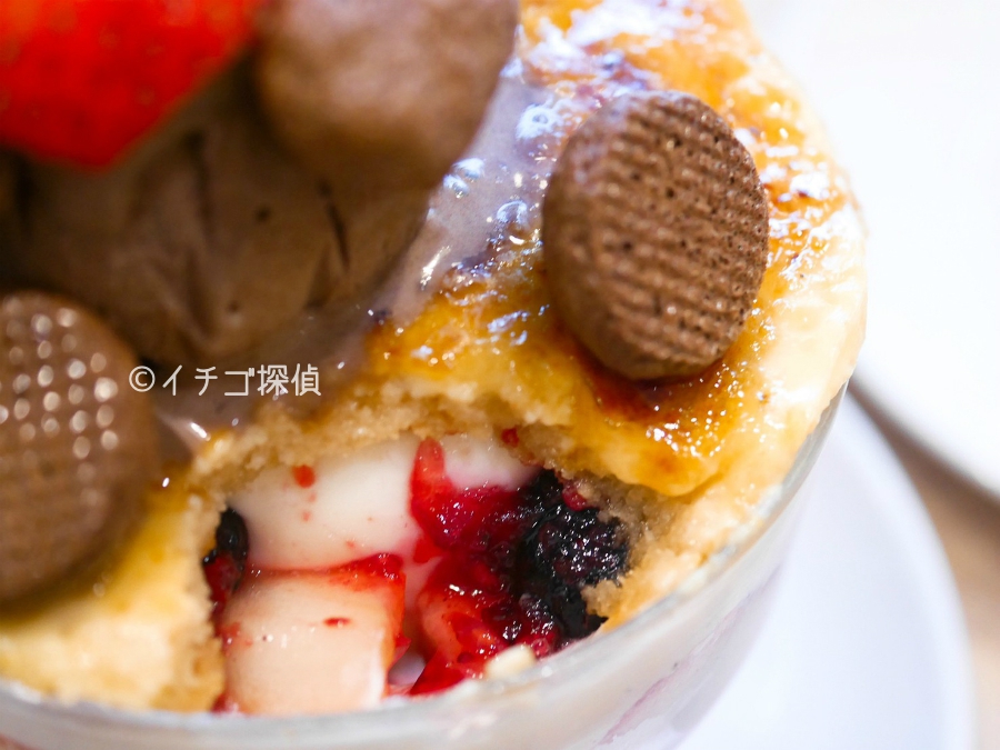 【カフェアジル36】くまちゃんのブリュレパフェ！いちごと生クリームのコッペパンサンドが新登場！