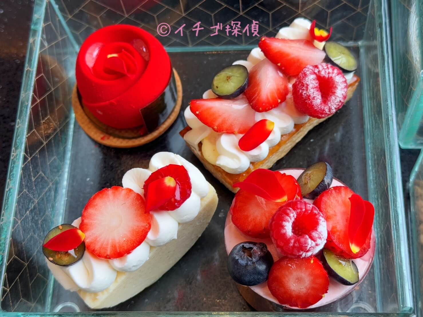 \実食/ヒルトン横浜でアフタヌーンティー「オーケストラ」Bar & Lounge Melodyでいちごアフタヌーンティー