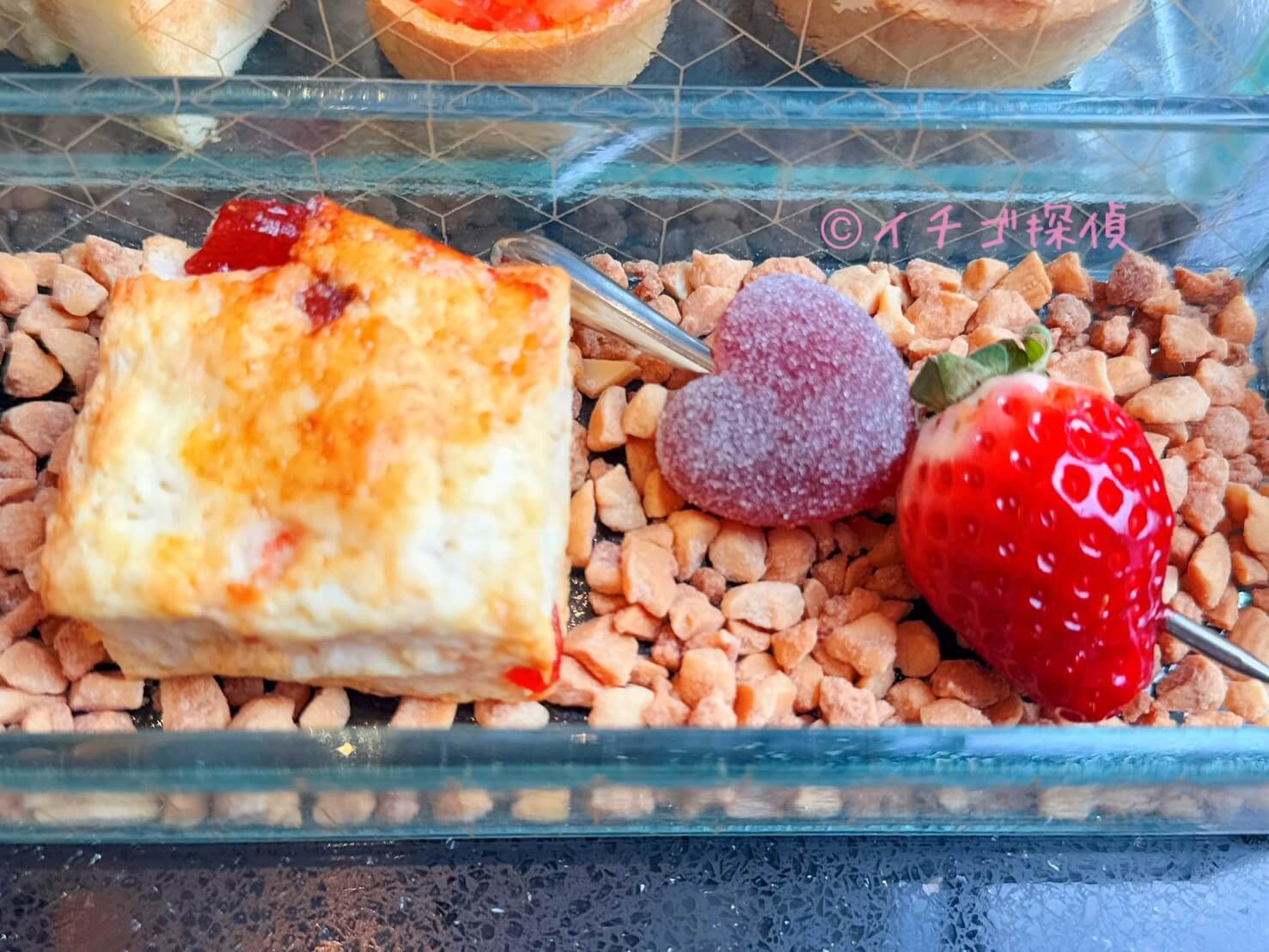 \実食/ヒルトン横浜でアフタヌーンティー「オーケストラ」Bar & Lounge Melodyでいちごアフタヌーンティー